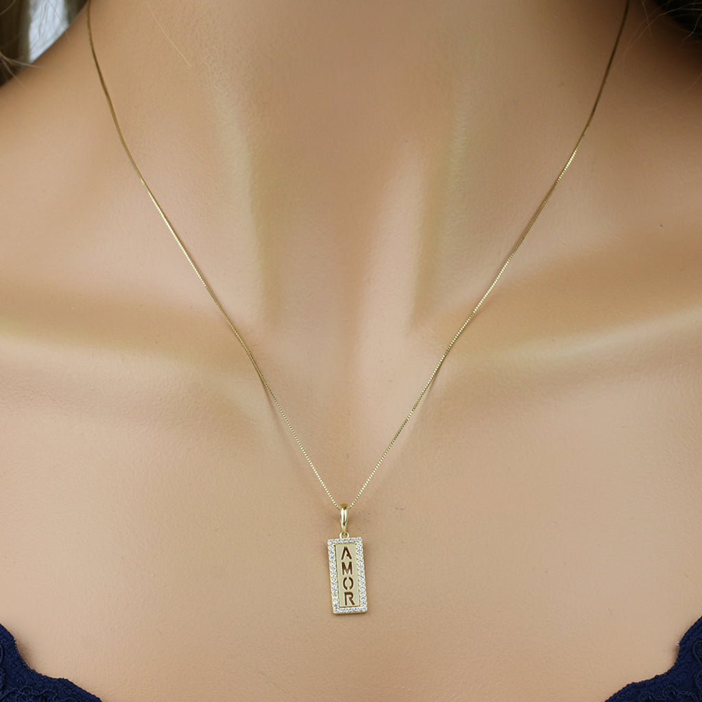 Pingente Chapa Zircônias Brancas em Ouro 18K
