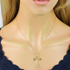 Pingente Cruz Chapa em Ouro 18K