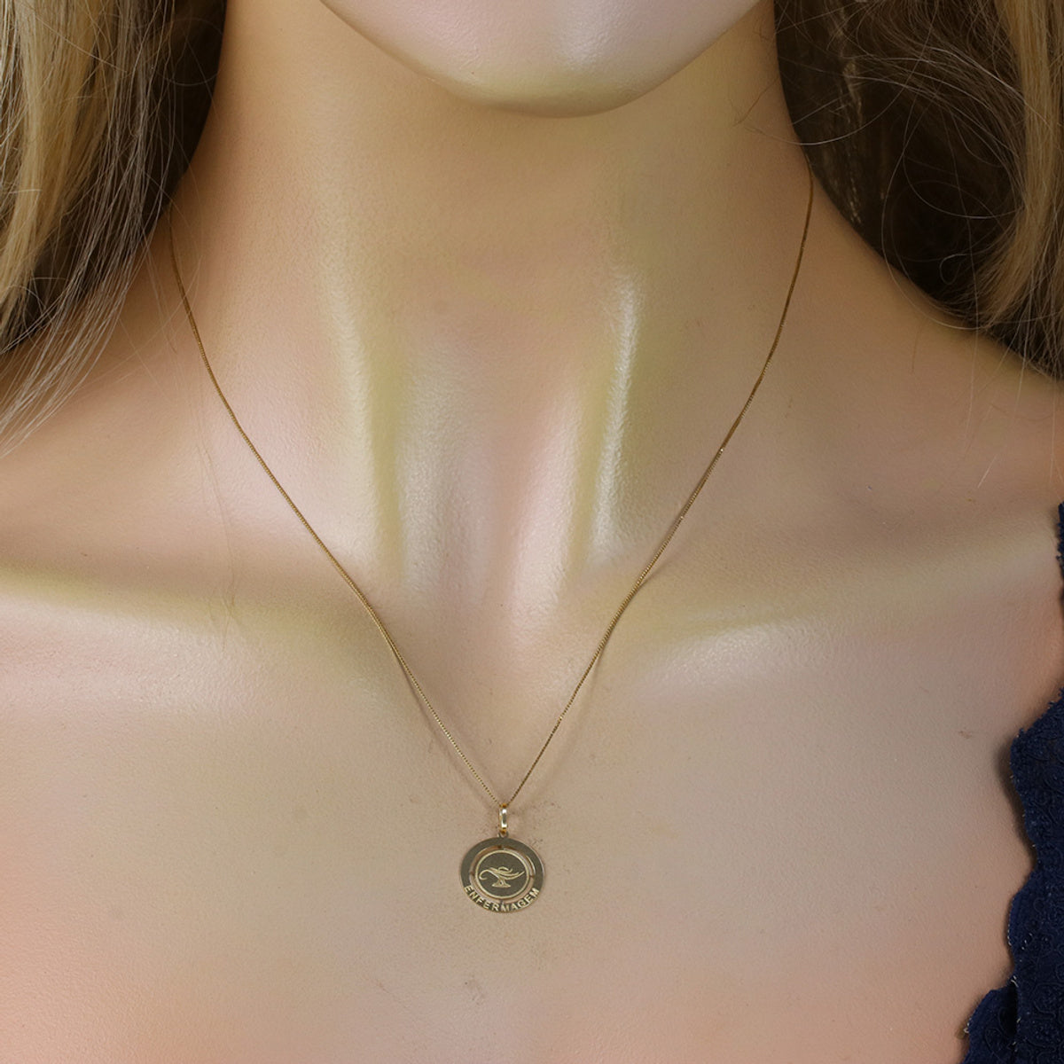 Pingente Formatura Redondo em Ouro 18K