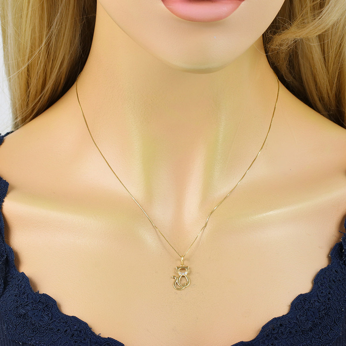 Pingente Gato Zircônias Brancas em Ouro 18K