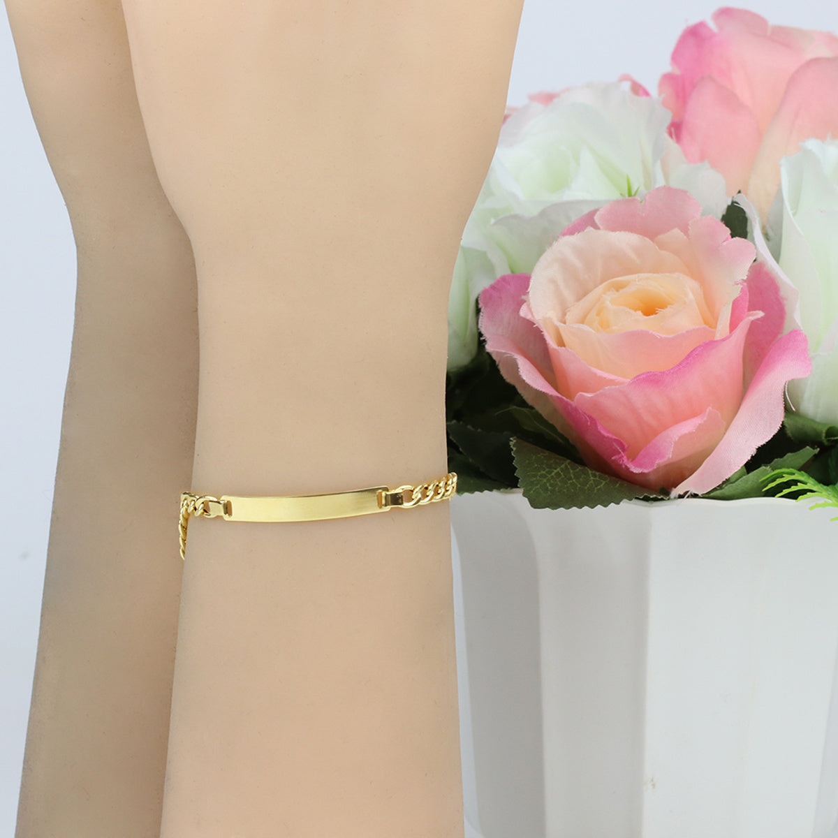 Pulseira Groumet Bitola 4,60 mm em Ouro 18K